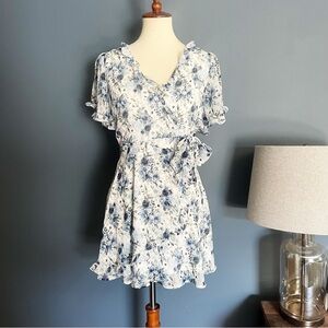 Mi Ami Floral Wrap Mini Dress in Blue and White size small